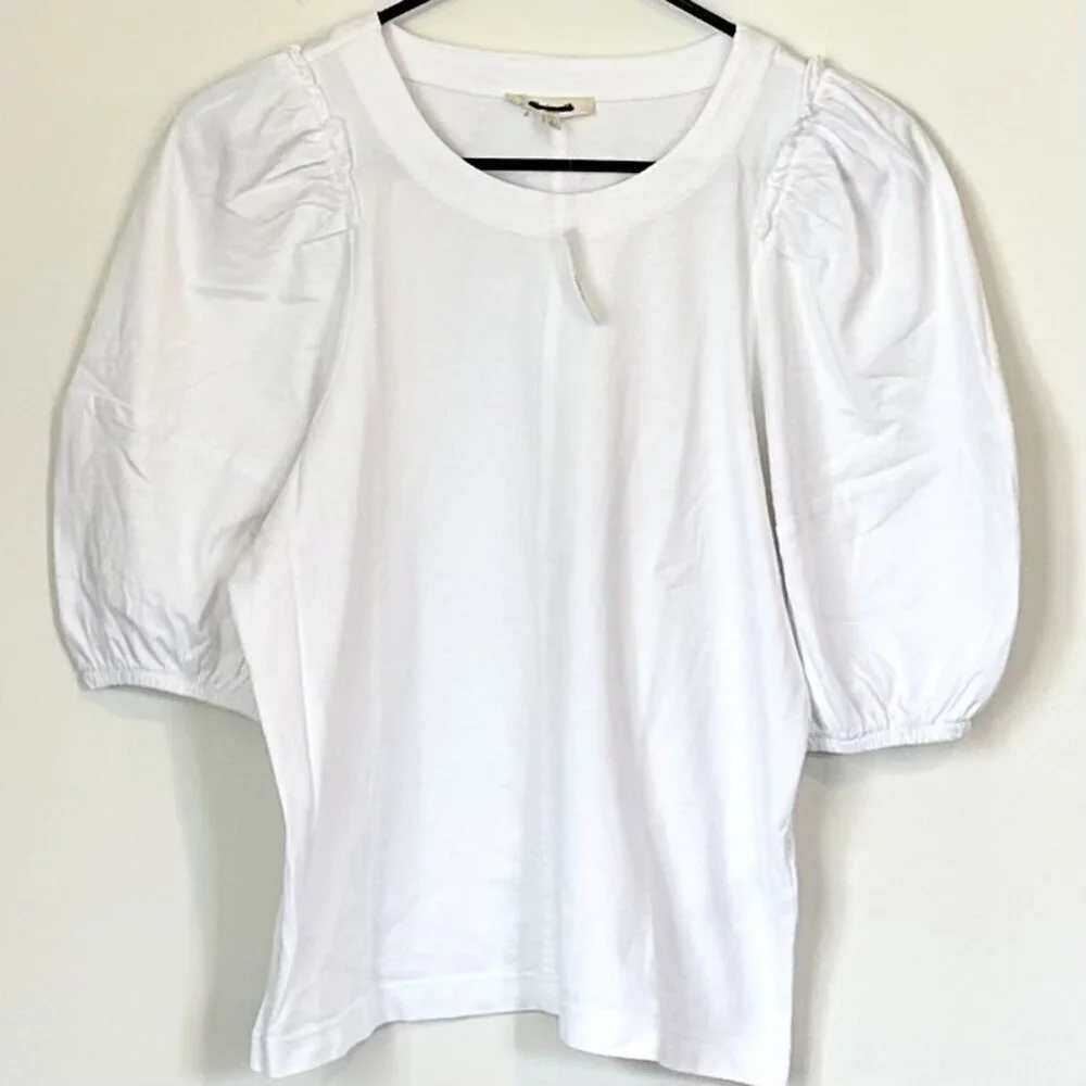Madewell white puff